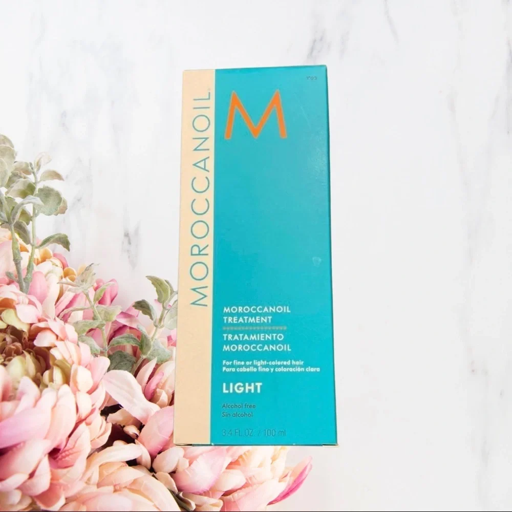 Moroccanoil treatment light